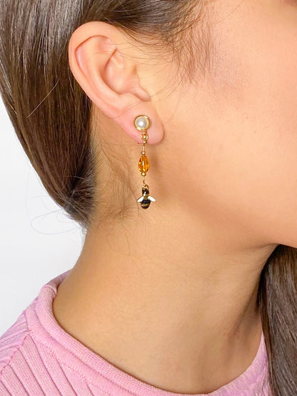 buzz-bee clip earrings
