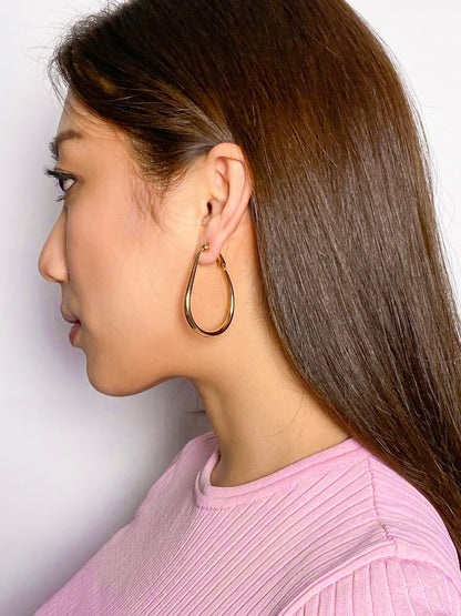 chunky golden hoop clip earrings - teardrops